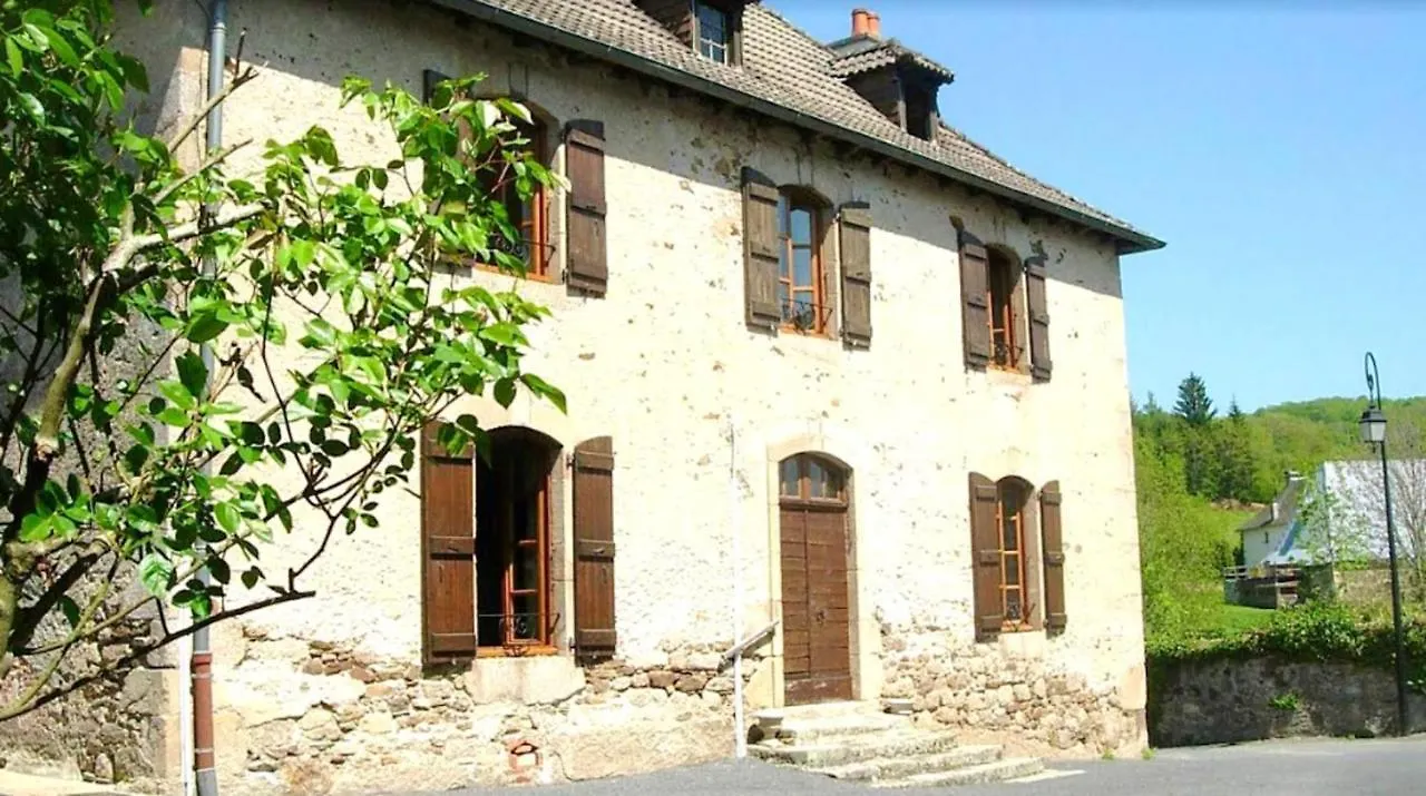Appartement Confortable Au Coeur De Vitrac 40 M² Vue Sur Jardin